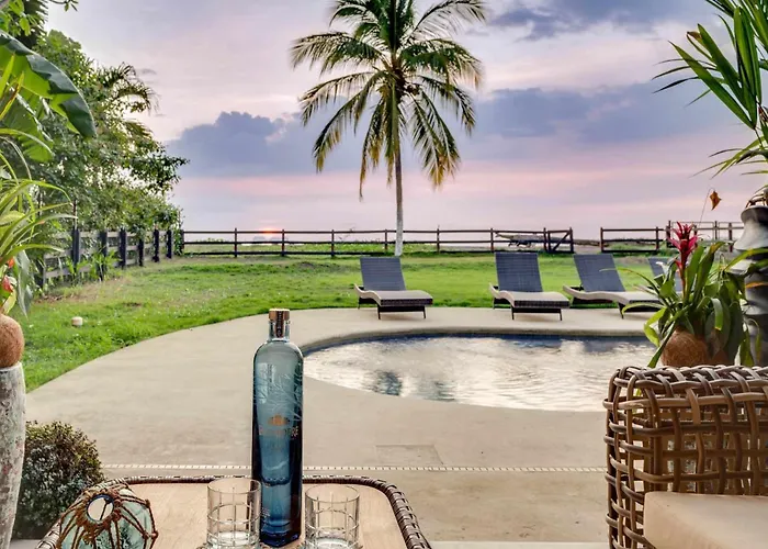 Holiday home Playa Potrero Beachfront Ocean Views, Pool & Bbq *